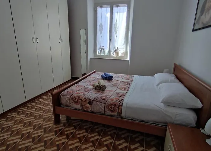 Ospedale 2bedr Apartamento